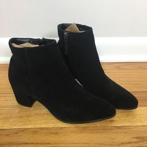 Franco sarto size 6 black booties suede